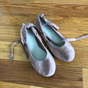 NEW Dusty rose lace up flats